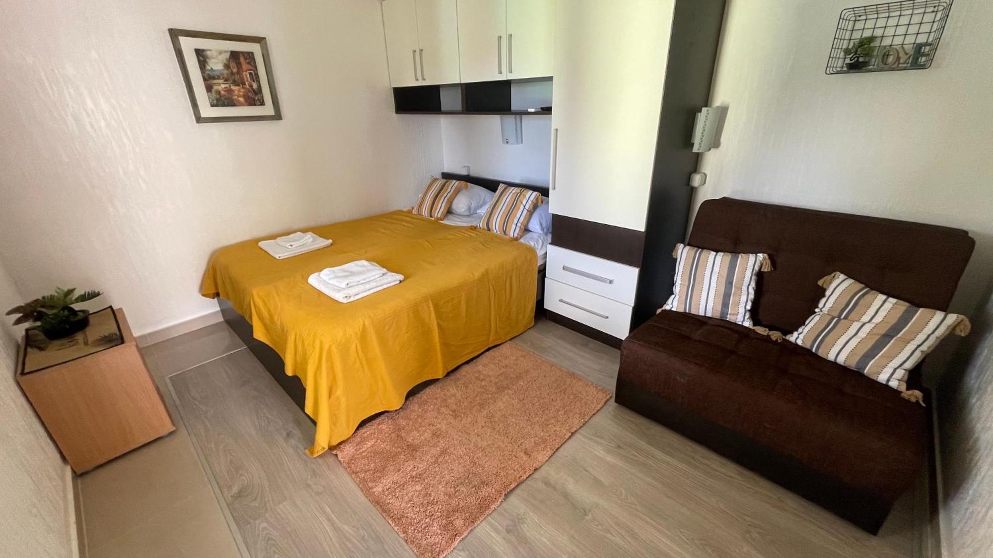 Family House With Pool & Sea View Aparthotel Bijela Luaran gambar