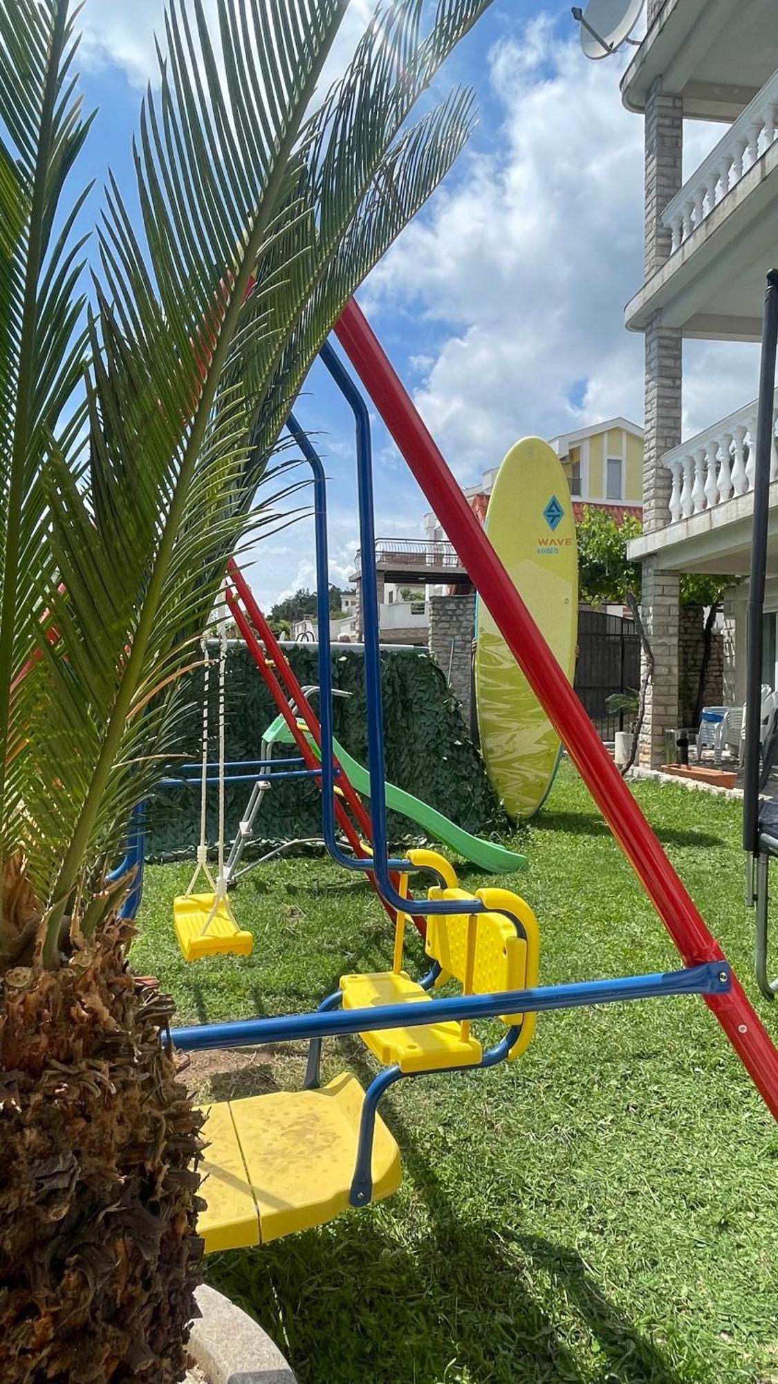 Family House With Pool & Sea View Aparthotel Bijela Luaran gambar