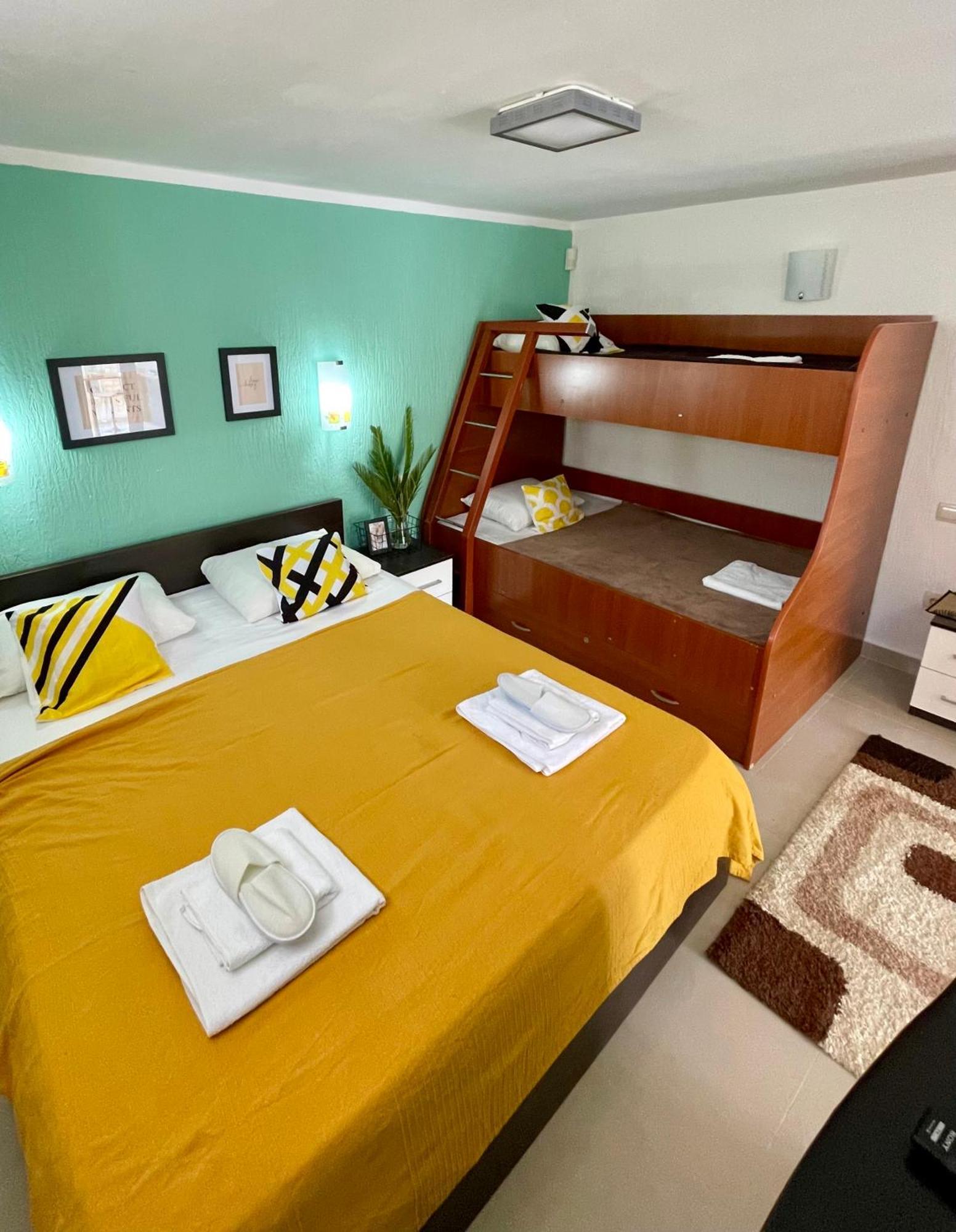 Family House With Pool & Sea View Aparthotel Bijela Luaran gambar