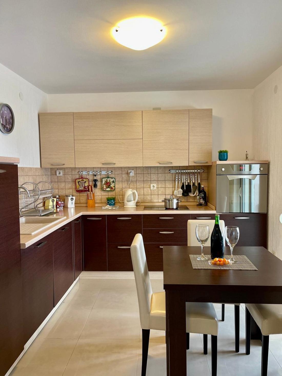 Family House With Pool & Sea View Aparthotel Bijela Luaran gambar