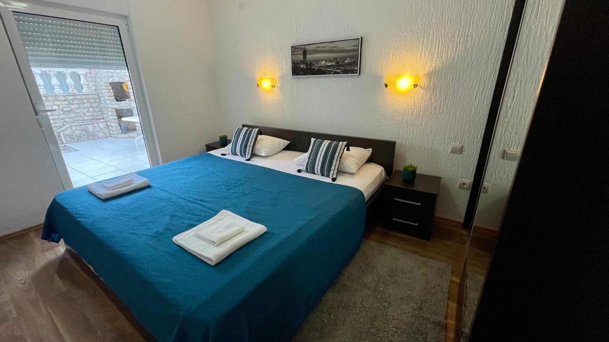 Family House With Pool & Sea View Aparthotel Bijela Luaran gambar